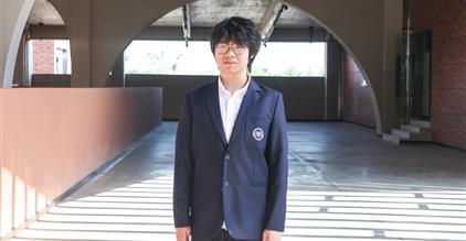 康礼·毕业季 | 王梓涵：“自由探索”走进LSE经...